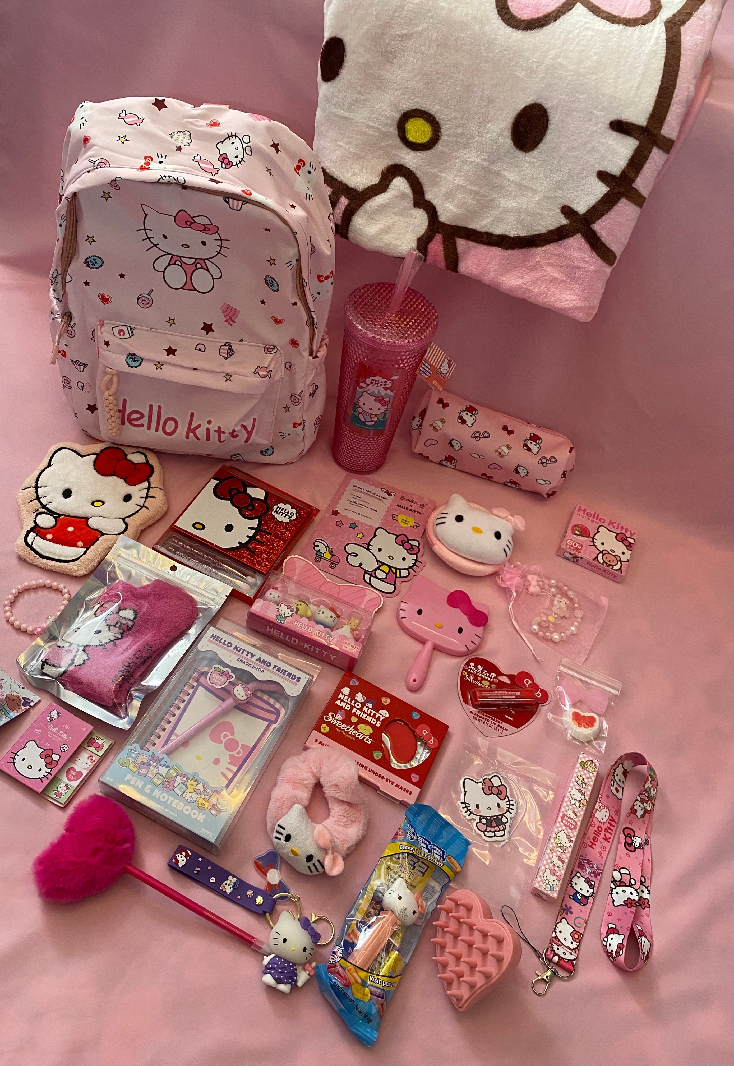 Hello Kitty Mystery Back pack